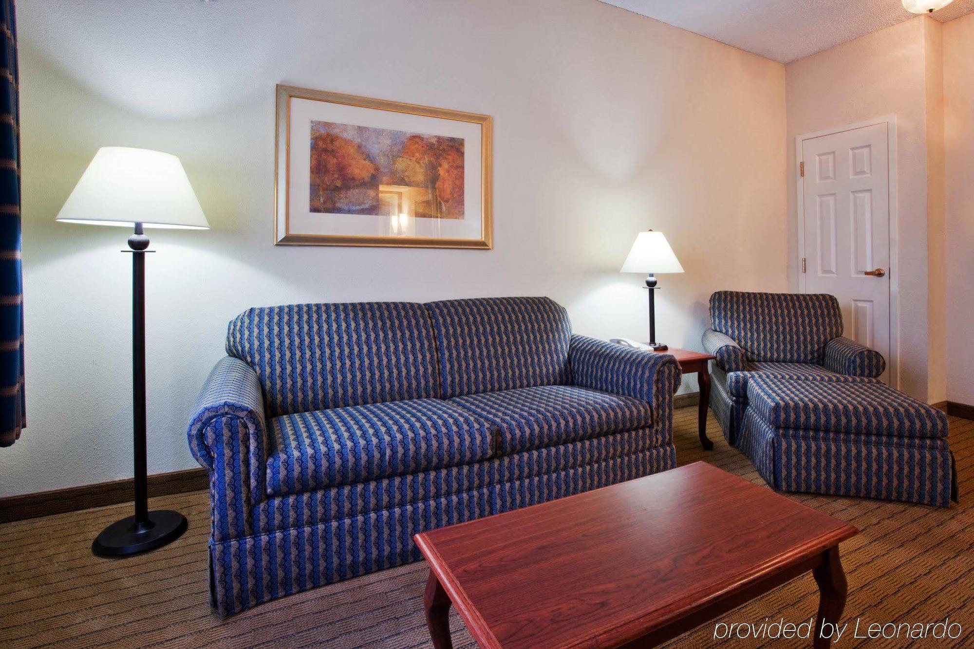 Holiday Inn Hotel And Suites Peachtree City By Ihg Δωμάτιο φωτογραφία